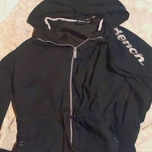Bench zip up